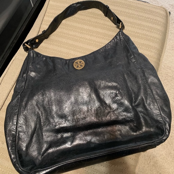 Tory Burch Handbags - Black Tory Burch hobo style